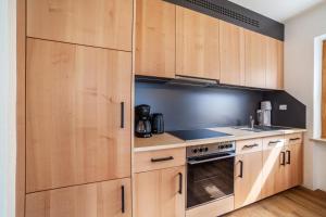 Kuchyňa alebo kuchynka v ubytovaní Haus Hohenrain Ferienwohnung 2