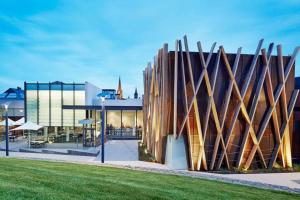 Το κτήριο όπου στεγάζεται  η παραθεριστική κατοικία