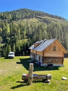 Fotografie z fotogalerie ubytování Almhütte Prem2 v destinaci Ramingstein + 13 fotografií