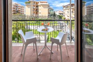 A balcony or terrace at Maison Marienne - Deluxe B&B