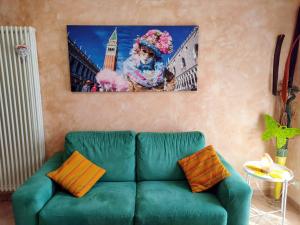 A seating area at Villa Venezia