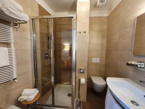 Koupelna v ubytování Hotel Continentale