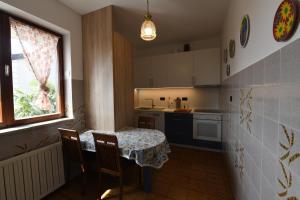 Kuchyň nebo kuchyňský kout v ubytování Luxury Apartments PORTO, free parking