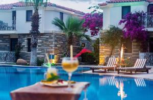 Bazén v ubytování Turay Hotel nebo v jeho okolí