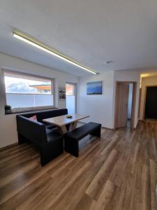 TV a/nebo společenská místnost v ubytování Apartement Klingenschmid