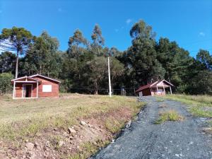 Naturlandskabet i nærheden af feriehuset + 8 billeder