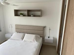Postel nebo postele na pokoji v ubytování Hermoso conjunto residencial con piscina!