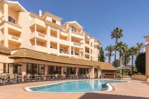 Bazén v ubytování Estrela da Praia da Luz - 2 Bedroom Sea View Apartment nebo v jeho okolí