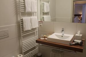 Koupelna v ubytování Stadt-gut-Hotel Gasthof Goldener Adler