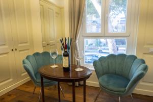 Luxury B&B La Riserva Dannunziana的休息区