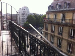 Un balcon sau o terasă la Grand Hôtel Magenta