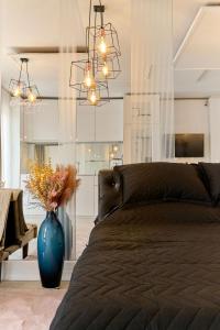 Postel nebo postele na pokoji v ubytování Fantasy studio- Spa n Pools beach resort + 33 fotografií