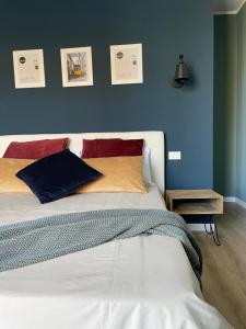 Postel nebo postele na pokoji v ubytování Urban Suite spa