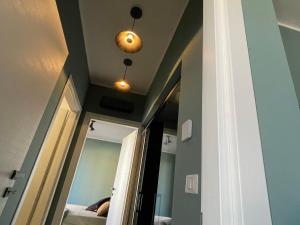 Postel nebo postele na pokoji v ubytování Urban Suite spa