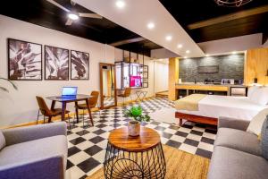 Posezení v ubytování Joint Boutique Hotel