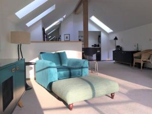 Χώρος καθιστικού στο Woodmill Arches - Designer Barn Conversion for Two