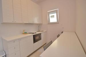 Cucina o angolo cottura di Apartments Bojana