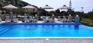 The swimming pool at or close to Oskars Studios & Apartments