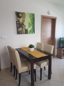 Fotografie z fotogalerie ubytování Apartments Hausmann v Novalji