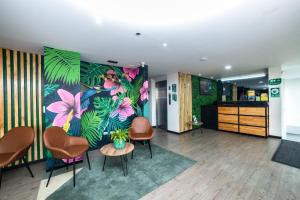 Vestibils vai reģistratūra naktsmītnē Greenview Medellin By St Hoteles