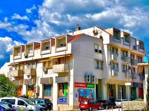 Budova, kde se apartmán nachází