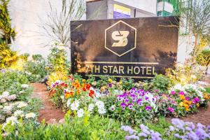 Zahrada ubytování The Seventh Star Hotel Suites