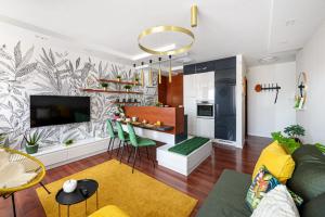 Kuchyňa alebo kuchynka v ubytovaní HÍD19 APARTMAN GYŐR BELVÁROS-FREE PARKING-TERRACE az RQ VÍZI ÉLMÉNYPARK ÉS GYÓGYFÜRDŐNÉL