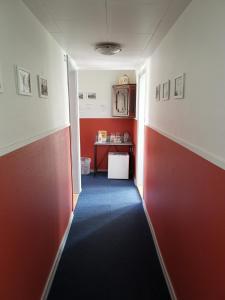 Postel nebo postele na pokoji v ubytování Jelling Kro