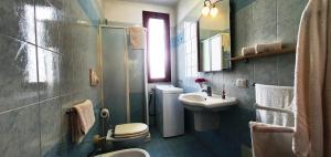 Kúpeľňa v ubytovaní Via Ugento Apartments - a pochi passi dalle spiagge