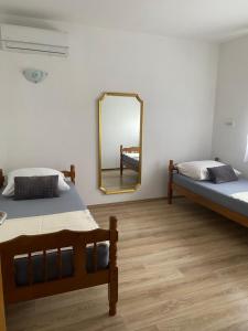 Fotografia z galérie ubytovania Three bedroom apartment between Trogir and Split v destinácii Kaštela