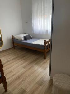 Fotografia z galérie ubytovania Three bedroom apartment between Trogir and Split v destinácii Kaštela