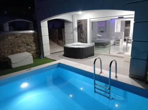 Πισίνα στο ή κοντά στο Alpha Delta Pool Suite