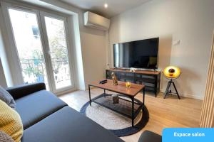 TV a/nebo společenská místnost v ubytování SUD PASSION - Ferrer Nine - cosy avec balcon
