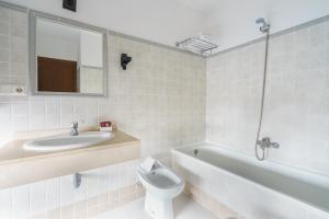 Koupelna v ubytování Hotel Marqués de Torresoto by Vivere Stays