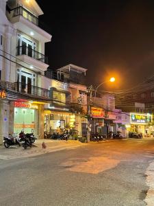 Khu vực xung quanh gần khách sạn
