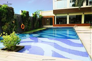 Bazén v ubytování Country Inn & Suites By Radisson Jammu nebo v jeho okolí