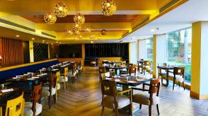 Restaurace v ubytování Country Inn & Suites By Radisson Jammu