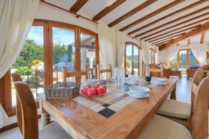 A seating area at Las Macadas