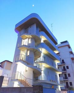 The building in which a panziókat is located