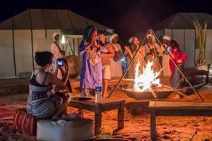 Hosté ubytování Kasbah Azalay Merzouga