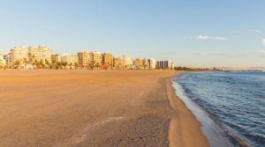 Fotografia z galérie ubytovania Zen Attitude - appartamento completo con vista al mar, a 1 paso de la playa de Puerto Sagunto v destinácii Puerto de Sagunto