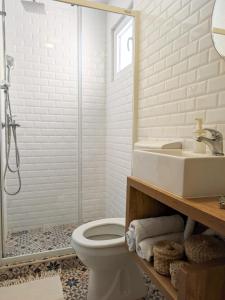 M&M apartment & rooms tesisinde bir banyo