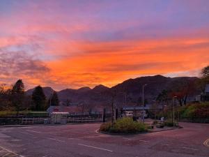 Gallery image of Queens Hotel in Blaenau-Ffestiniog +6 photos
