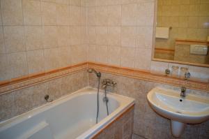Łazienka w obiekcie Hotel Renesance Krasna Kralovna