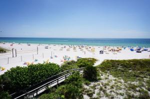 Gallery image of Gulf Strand Resort by Travel Resort Services in St. Pete Beach