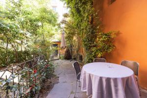 Vonkajšia záhrada v ubytovaní Rione Monti Studio Apt with private garden