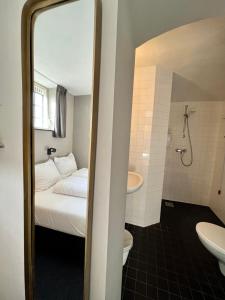 Koupelna v ubytování Hotel Oostereiland