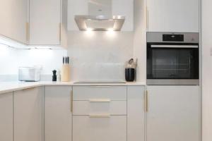 Dapur atau dapur kecil di Shoreditch - Immaculate 2 Bedrooms Flat for 6