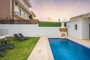 Bazén v ubytovaní Cataleya Villa Chania alebo v jeho blízkosti