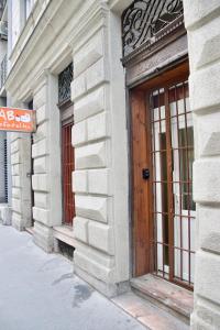 Zdjęcie z galerii obiektu Standard Apartment by Hi5- Rose street's home (225) w Budapeszcie